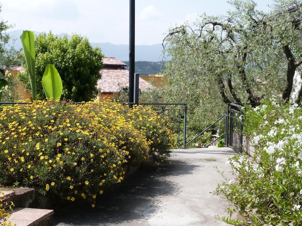 מנרבה דל גארדה Locanda Da Vittorio מראה חיצוני תמונה